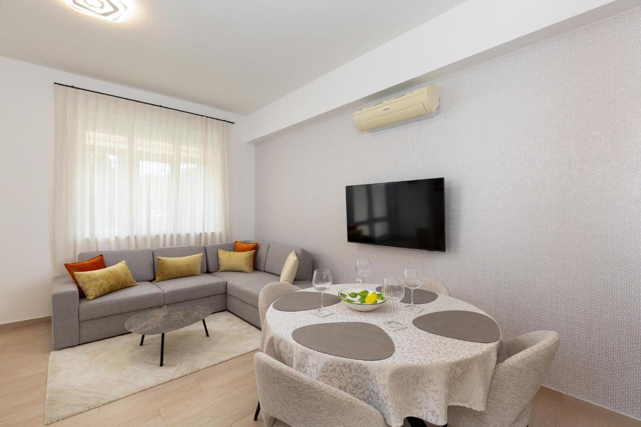 פורץ Stylish Apartment Mediterraneo מראה חיצוני תמונה