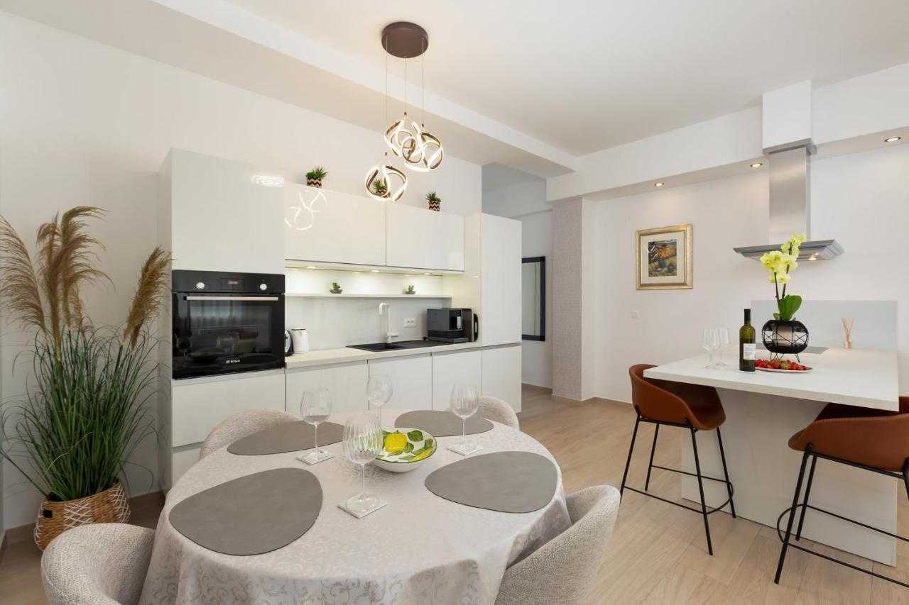 פורץ Stylish Apartment Mediterraneo מראה חיצוני תמונה