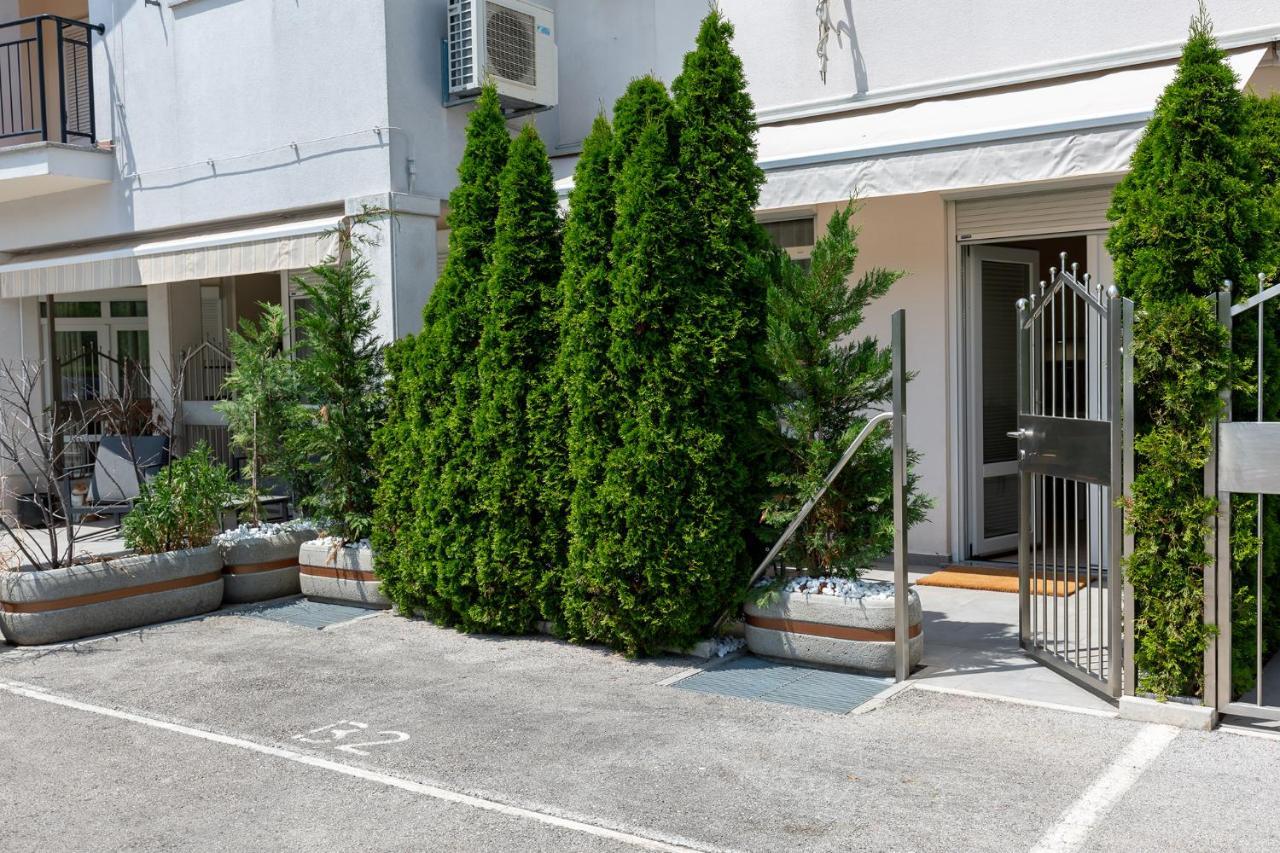 פורץ Stylish Apartment Mediterraneo מראה חיצוני תמונה